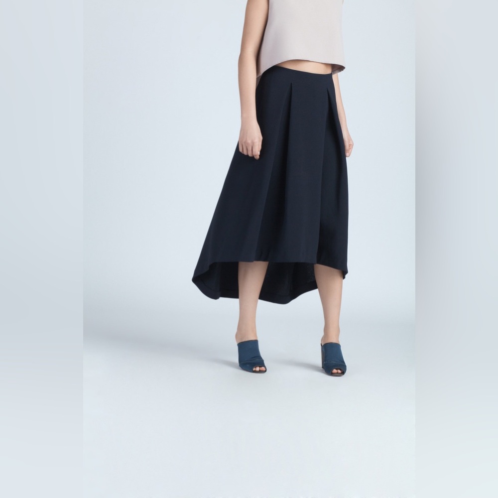 Kaarem Piece Of Ring Pleated Midi Skirt size XS